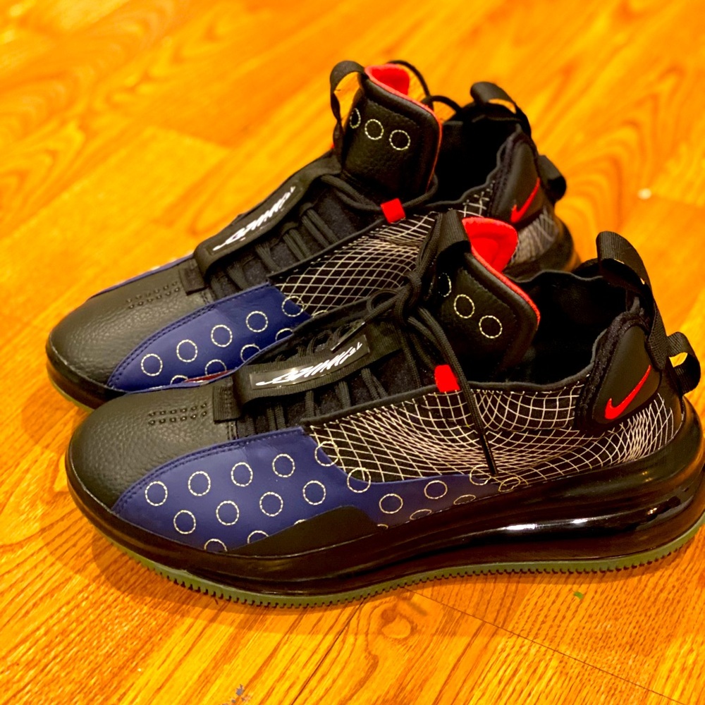 Air Max 720 Waves